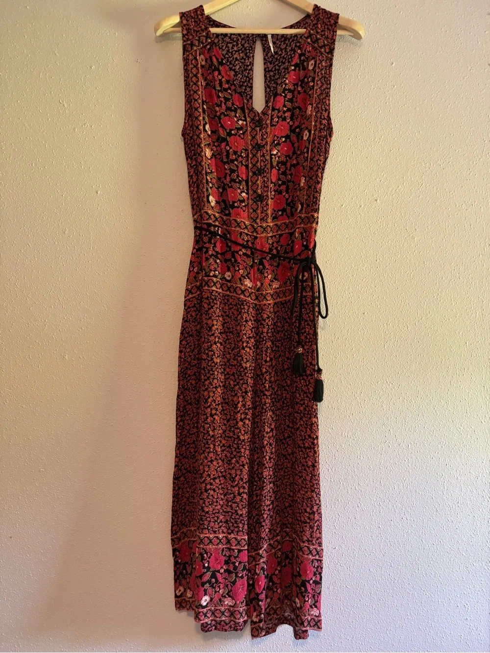 Free People Size Small Sleeveless Red Floral Jumpsuit with Tie Waist